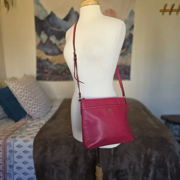 Coach Fuchsia Pink Pebbled Leather Crossbody Bag – Gold Hardware - Picture 3 of 16
